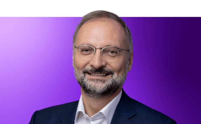 ifs_sm_md_dark2_hover_Olivier_Sevillia_06_01_25