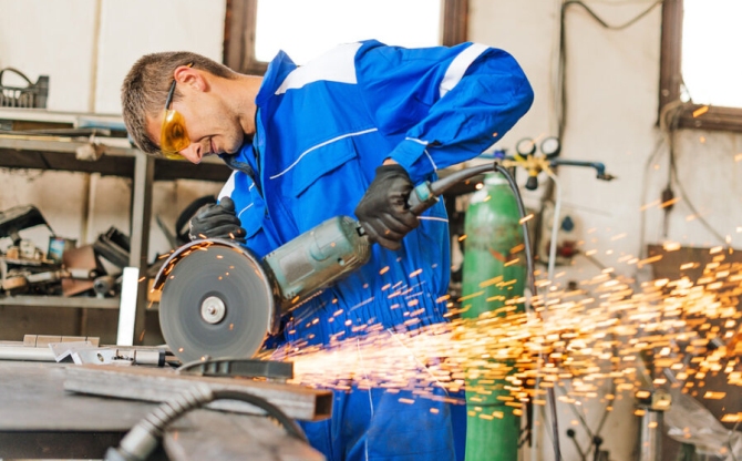 IFS_Manufacturing_Operations_670x413