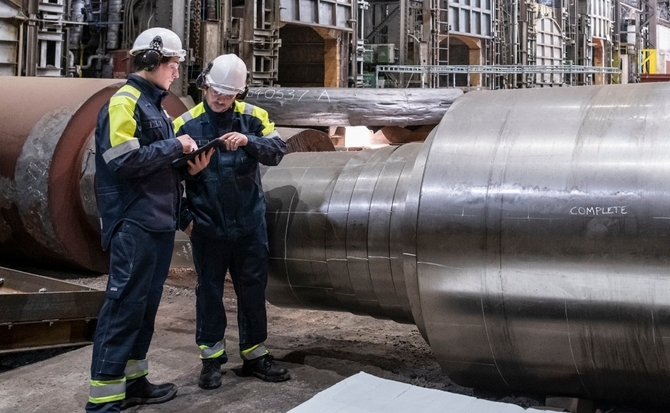 4_Hero_Banner_Image_Thumbnail_Industrial_Manufacturing_Overcoming_Barriers