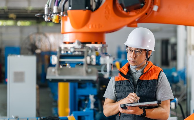 ifs_GettyImages-1452555506_05_23_670x413