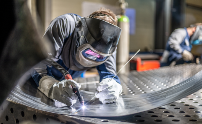 ifs_GettyImages-1371885257_05_23_670x413