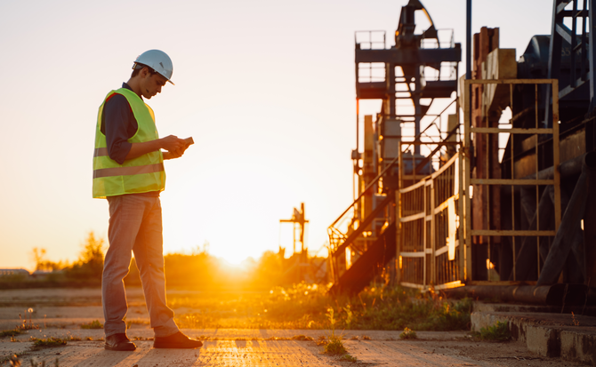 ifs_hero_upstream_oil_and_gas