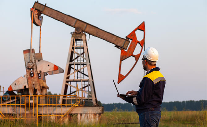 IFS_Merrick_Webpage Images_3_Mobile Field Operations_v2