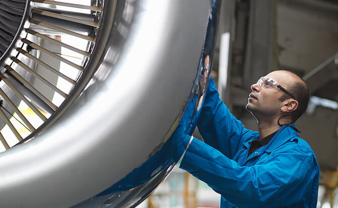 ifs_462_Solutions Hero IFS Maintenix_02_22_670x413