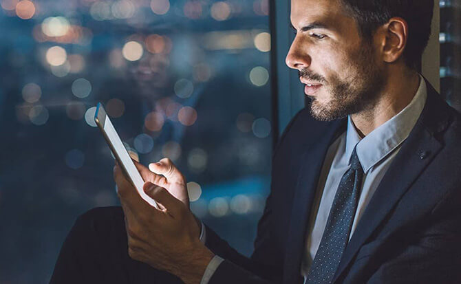 ifs_466_Solutions ERP CRM Hero_02_22_670x413