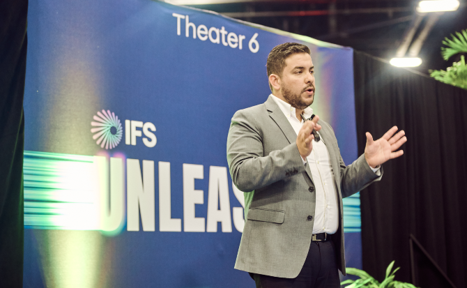 IFS Cloud サービスマネジメントの統合 670x413 ヒーロー